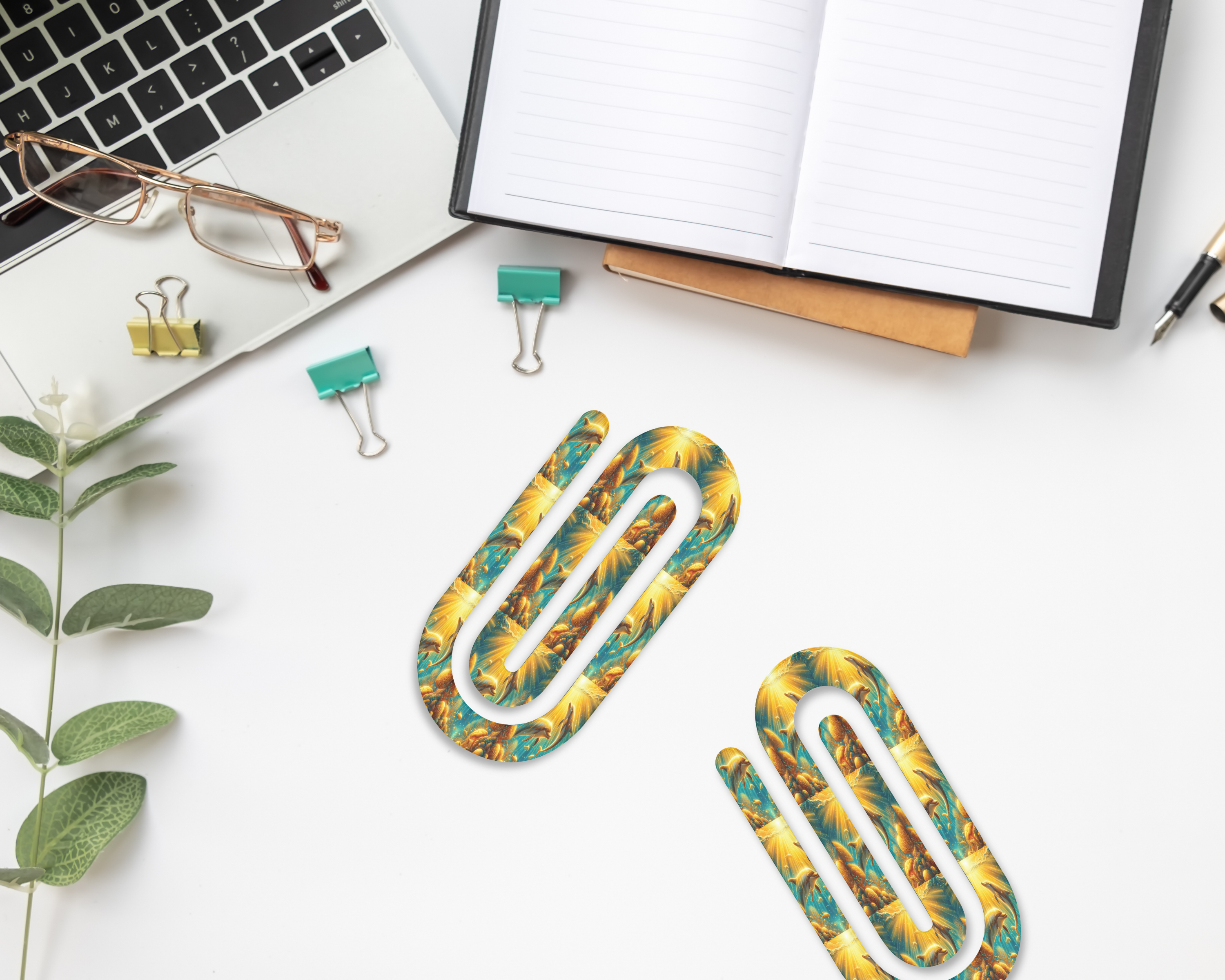 Make a Splash Dolphin Jumbo Paper Clips