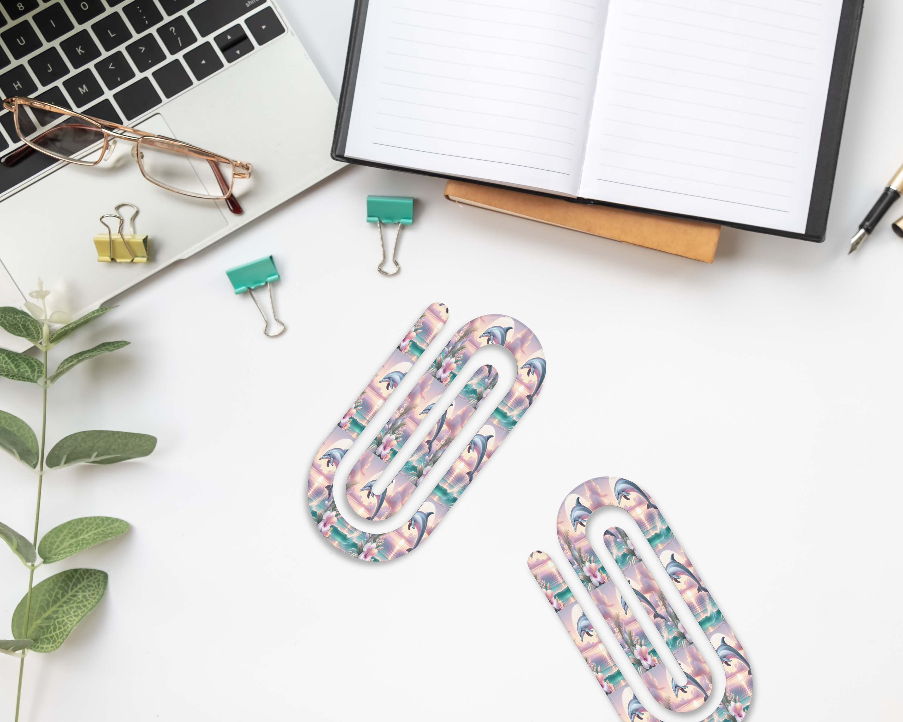 Make a Splash Dolphin Jumbo Paper Clips