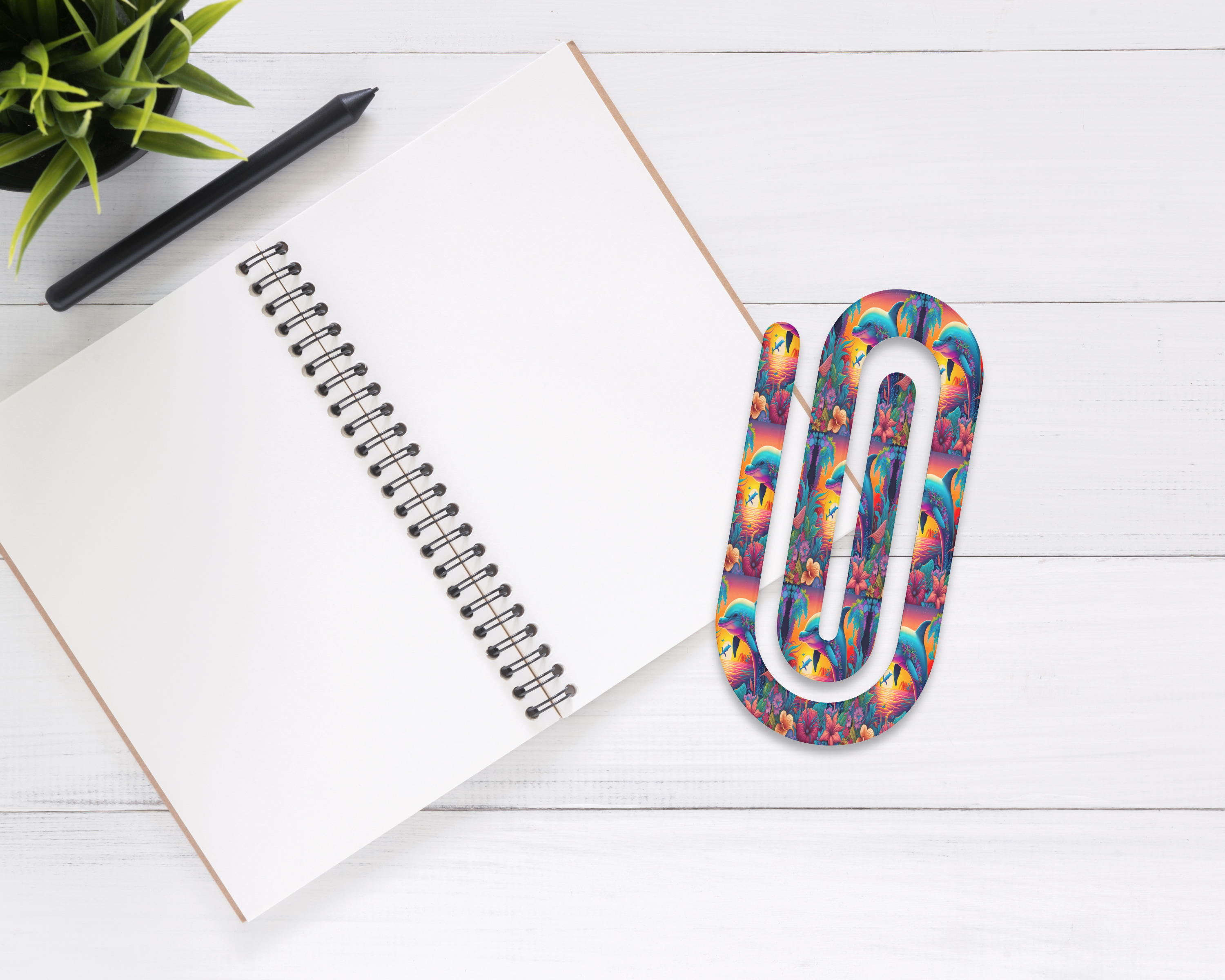 Make a Splash Dolphin Jumbo Paper Clips