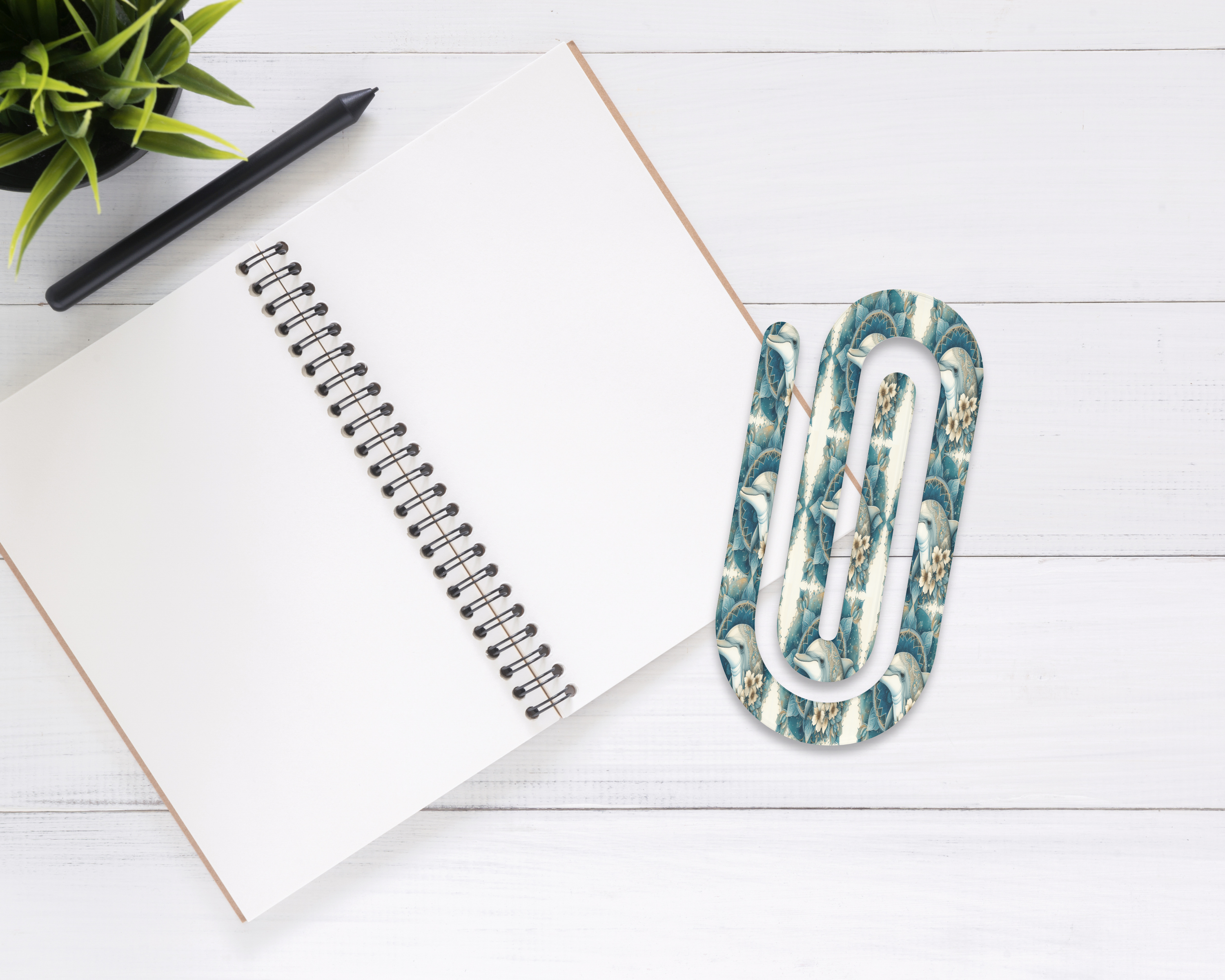 Make a Splash Dolphin Jumbo Paper Clips