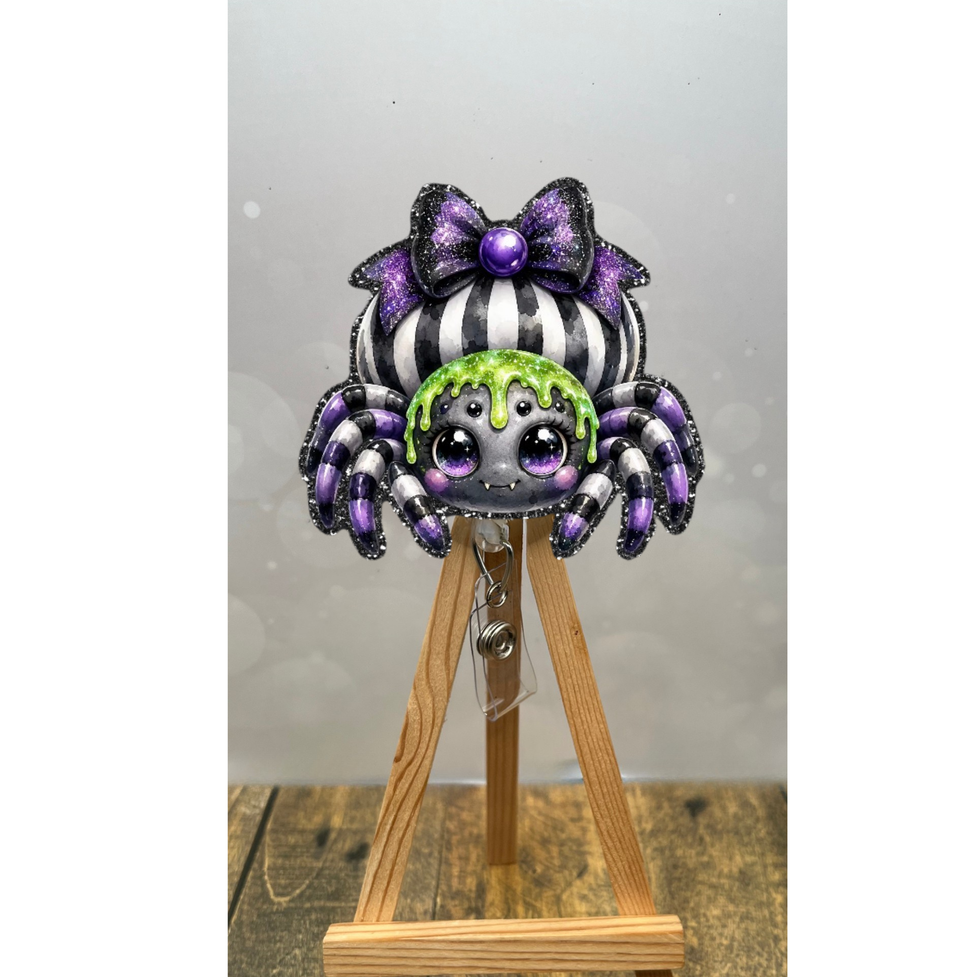 Spider Badge Pull – Glitter Lanyard Accessory
