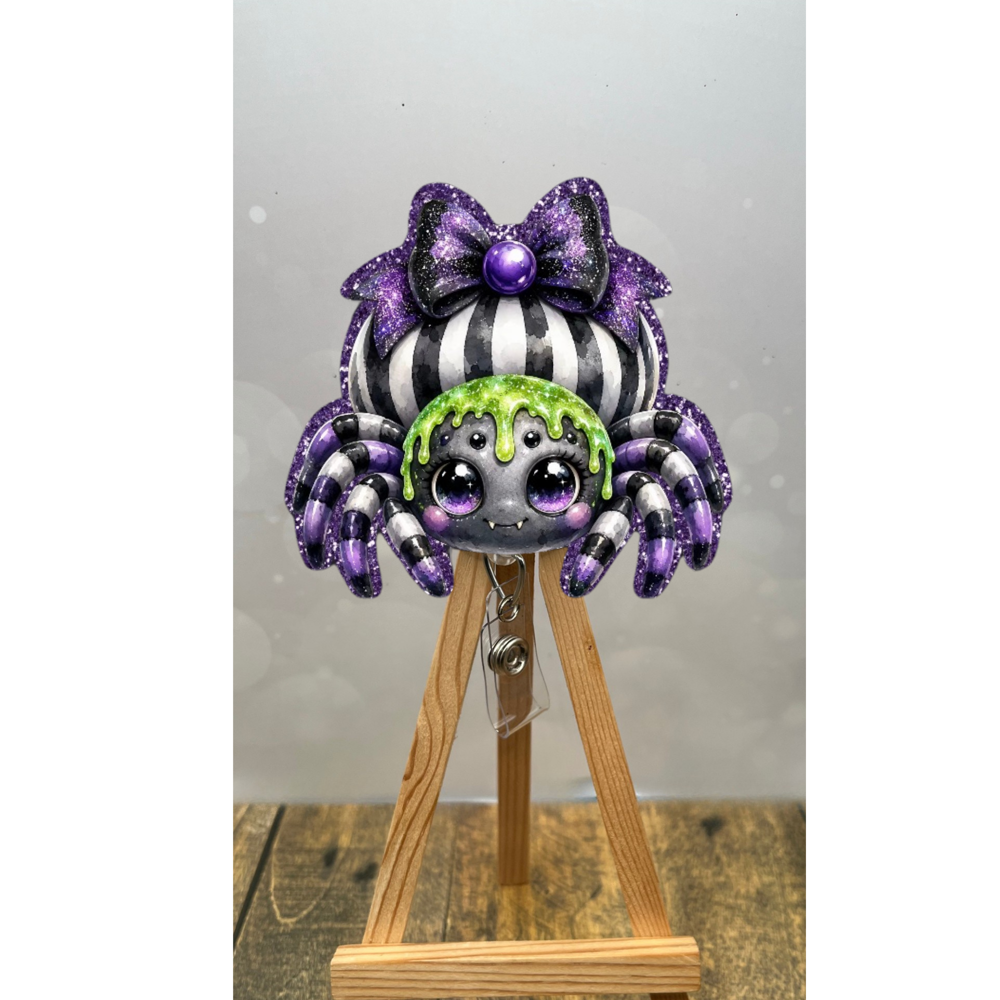 Spider Badge Pull – Glitter Lanyard Accessory