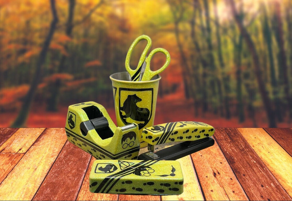 Badger house Desk Set
