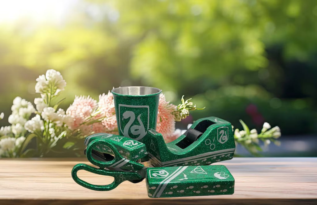 Snake House Glitter Desk Sets